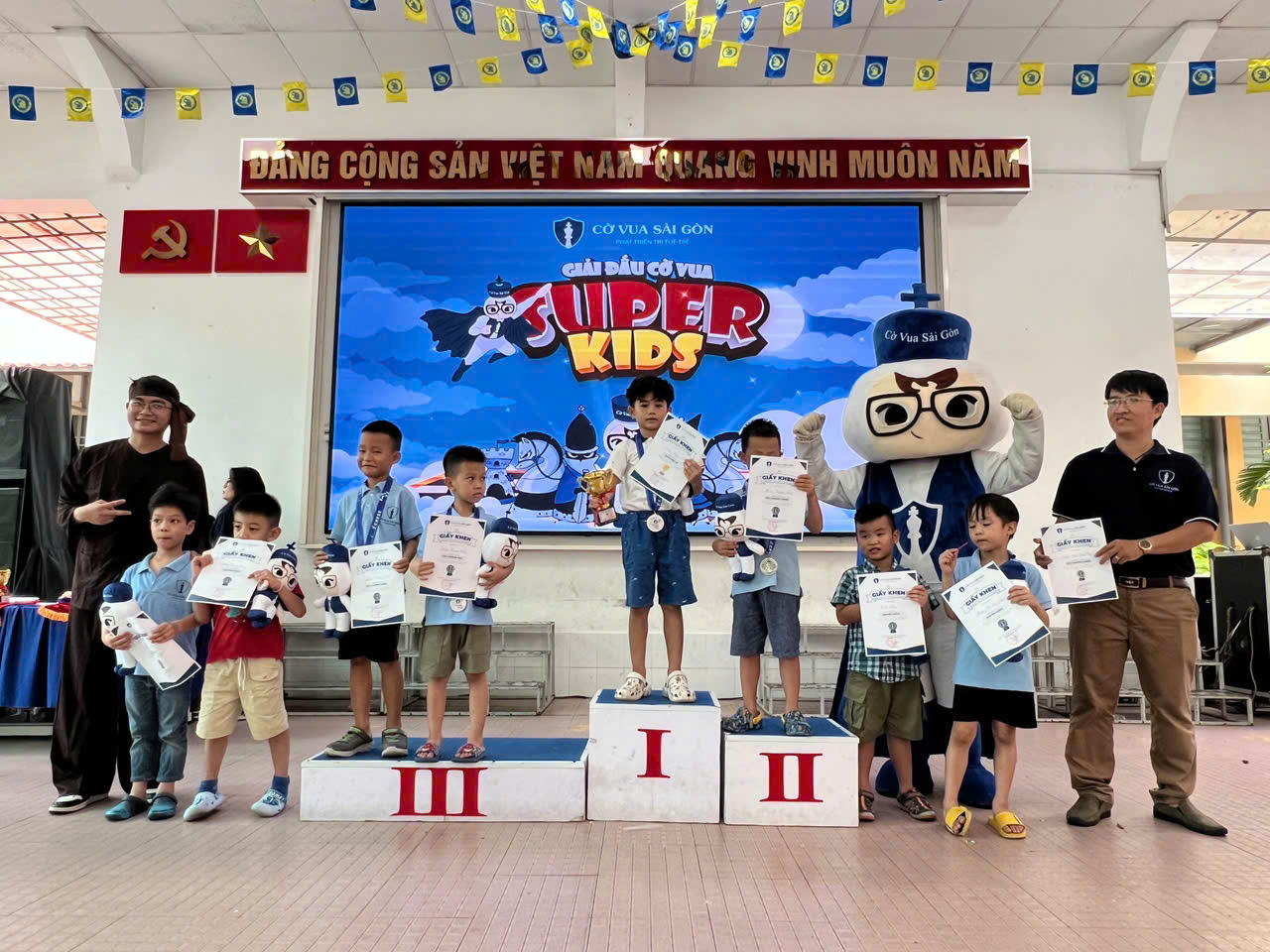 z5836321859232_abc43484c85ce6a62195599f53576164